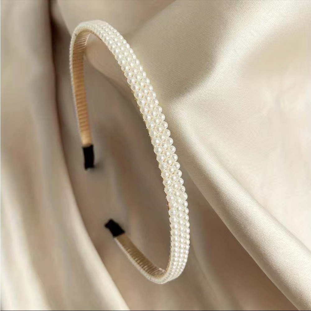 SALE Classic Coquette Row Pearl Headband